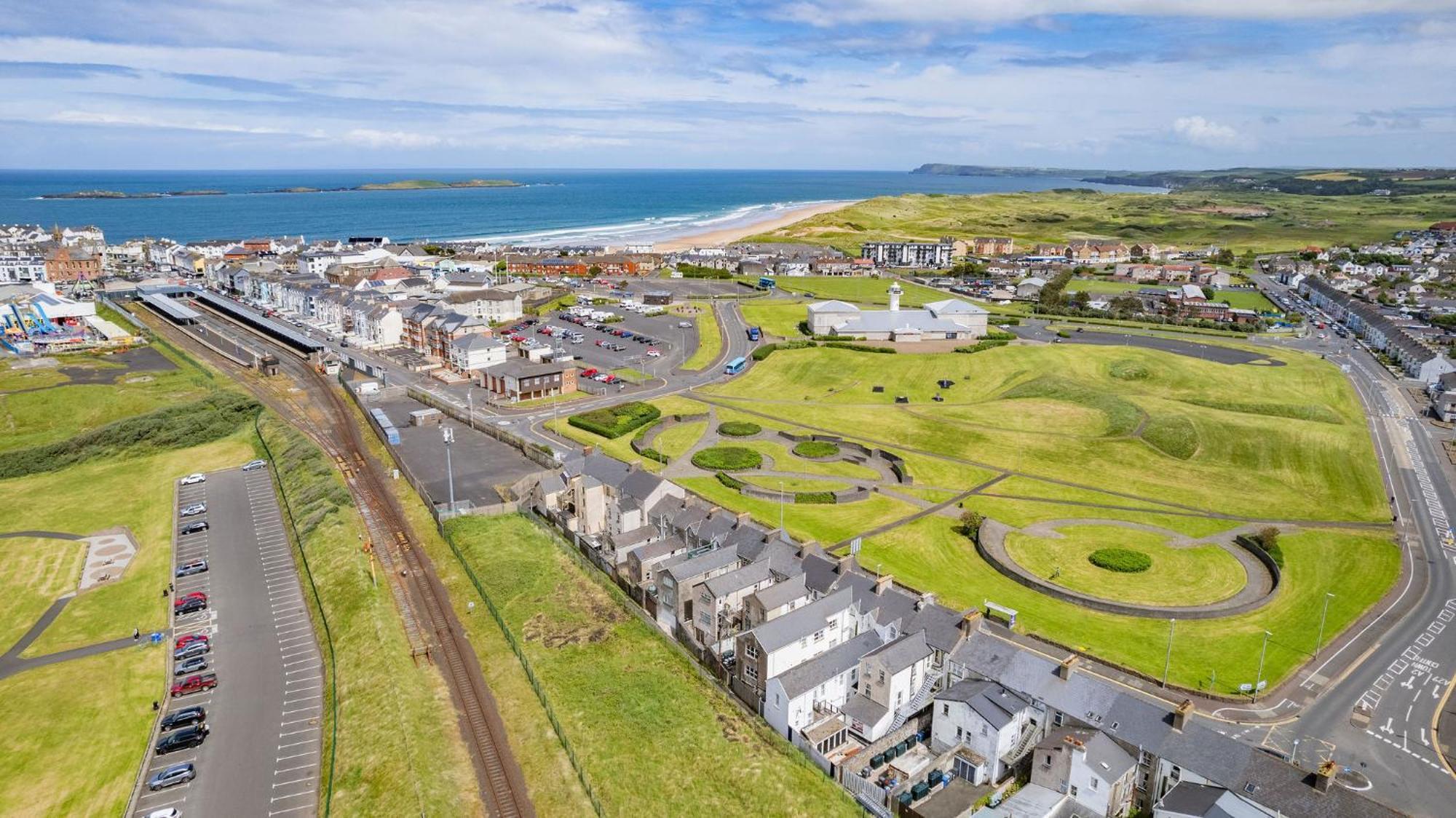 Apartmán 1 Dunluce Park - Portrush By The Sea Exteriér fotografie
